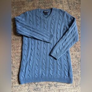 Lands’ End vintage blue cable knit v-neck sweater size medium